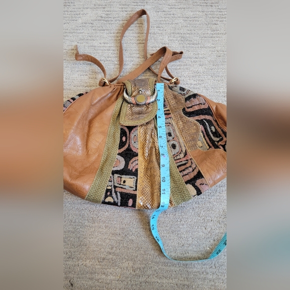 Handbag - Picture 4 of 9